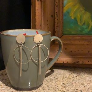 🌻3/$20🌻 Fashion jewelry dangle earrings